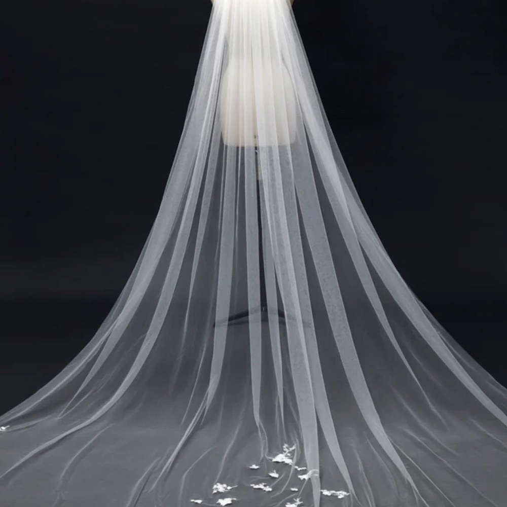 Gimaya Exclusive Veil by Galia Lahav